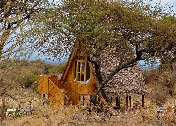 Olemayian Amboseli Cottages