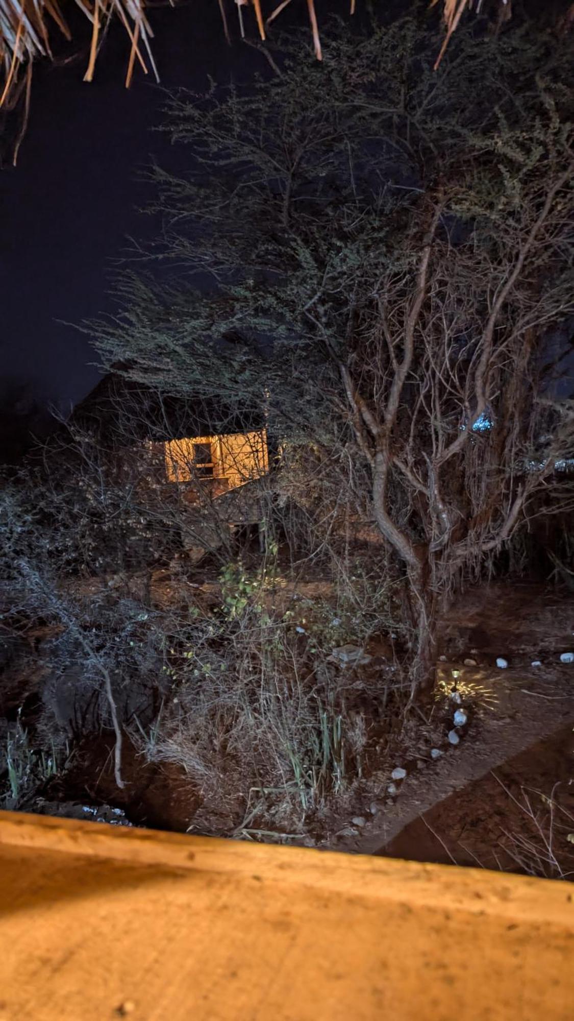 Olemayian Amboseli * Kimana
